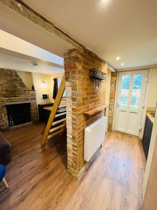 Cute And Cosy Little Cottage Heathfield Exterior photo